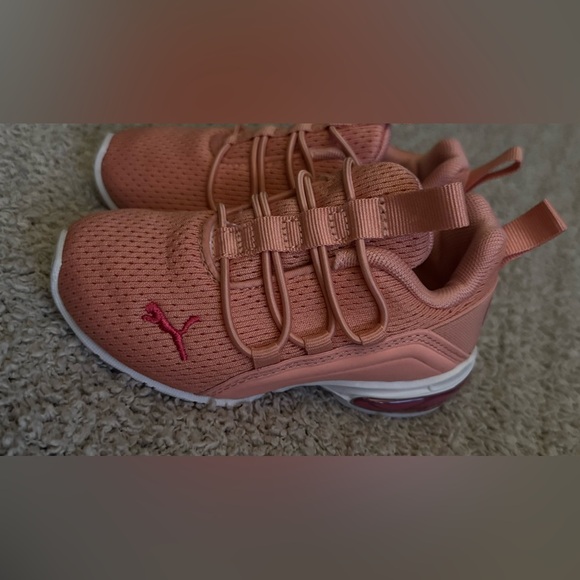 Puma Coral Athletic Shoes - Picture 1 of 5
